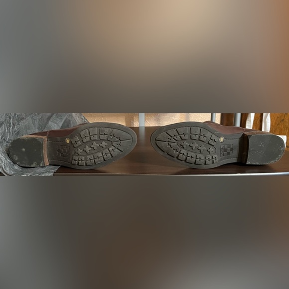 Vince Camuto Pipper boots size 7M. - Picture 13 of 15